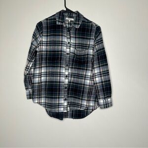 Madewell Flannel Button-Up Shirt in Black, White & Navy Plaid